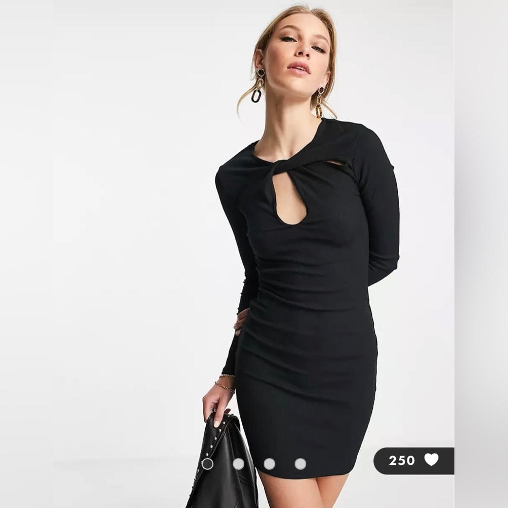 NWT - Black keyhole bodycon long sleeve mini dress